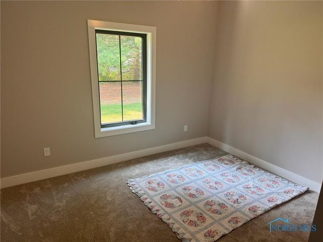 104 Knox Lane, Edgerton, OH 43517