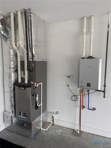 104 Knox Lane, Edgerton, OH 43517