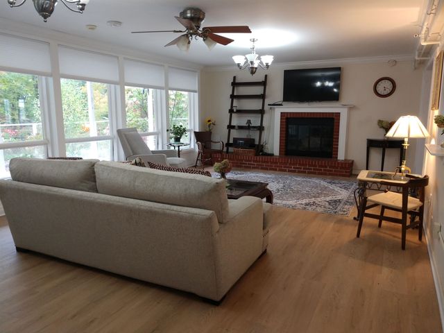 10774 S US-31, Elk Rapids Twp, MI 49690