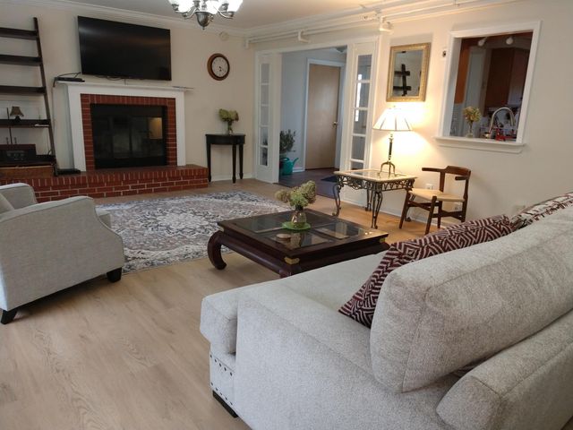 10774 S US-31, Elk Rapids Twp, MI 49690