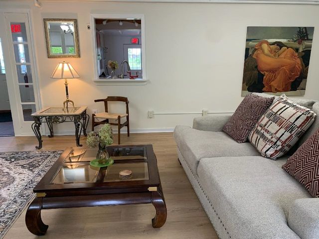 10774 S US-31, Elk Rapids Twp, MI 49690