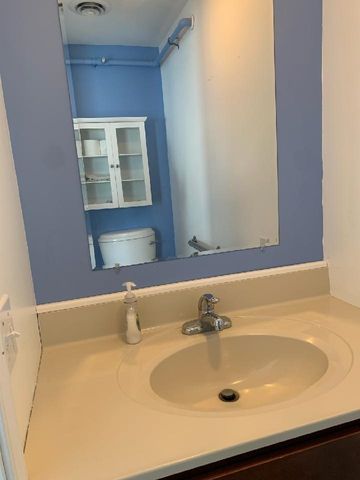 10774 S US-31, Elk Rapids Twp, MI 49690