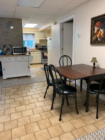 10774 S US-31, Elk Rapids Twp, MI 49690