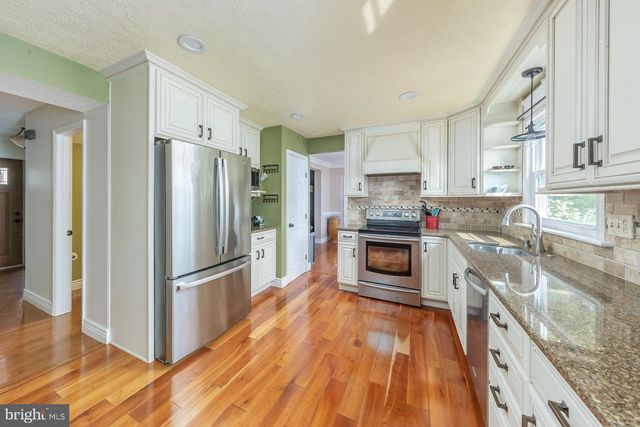 14 SNOWFIELD DR, Glassboro, NJ 08028