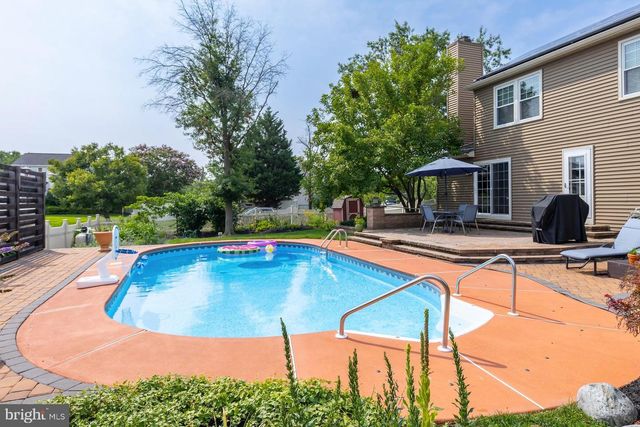14 SNOWFIELD DR, Glassboro, NJ 08028