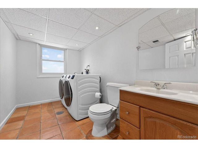 6584 S Clermont Ct, Centennial, CO 80121