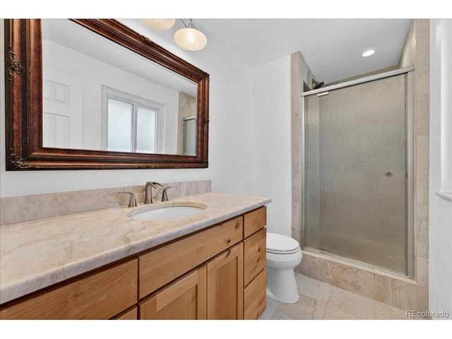 6584 S Clermont Ct, Centennial, CO 80121