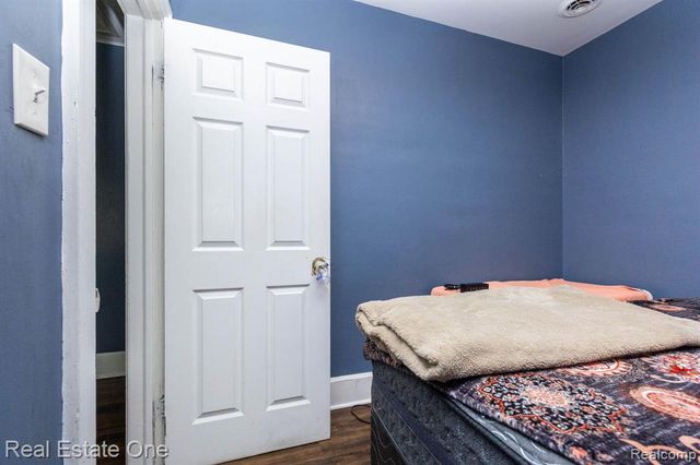 5485 Springwells Street, Detroit, MI 48210