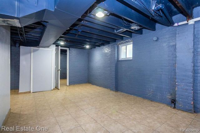 5485 Springwells Street, Detroit, MI 48210