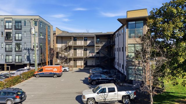1700 Belcourt Ave Apt 303, Nashville, TN 37212