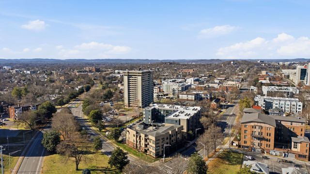 1700 Belcourt Ave Apt 303, Nashville, TN 37212