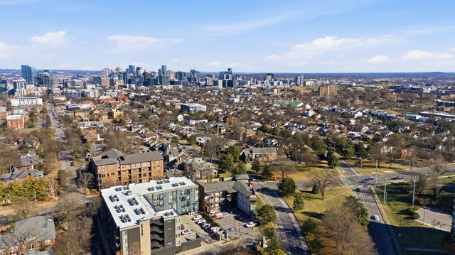 1700 Belcourt Ave Apt 303, Nashville, TN 37212