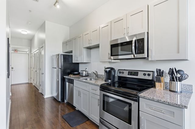 1700 Belcourt Ave Apt 303, Nashville, TN 37212