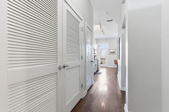 1700 Belcourt Ave Apt 303, Nashville, TN 37212