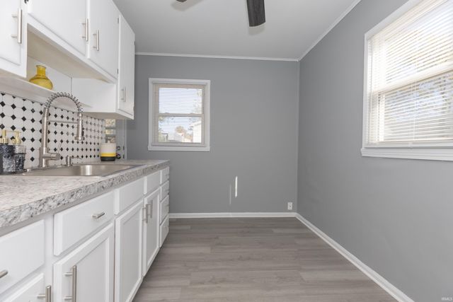 1254 Maple Court, Evansville, IN 47714