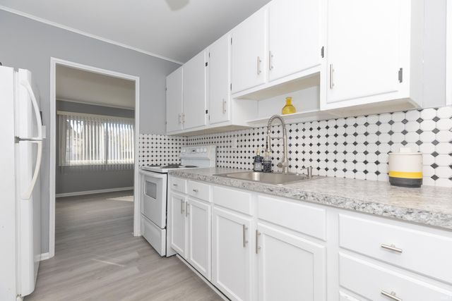 1254 Maple Court, Evansville, IN 47714