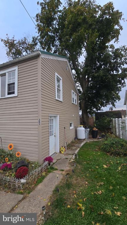 385 HERR ST, Lock Haven, PA 17745