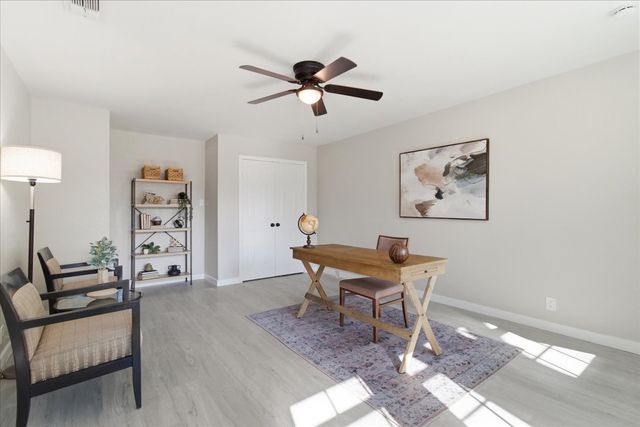 1509 University Drive, Arlington, TX 76013