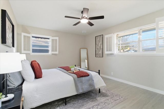 1509 University Drive, Arlington, TX 76013