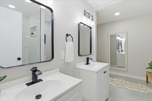 1509 University Drive, Arlington, TX 76013