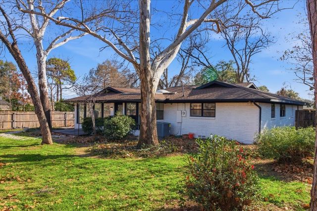 1509 University Drive, Arlington, TX 76013