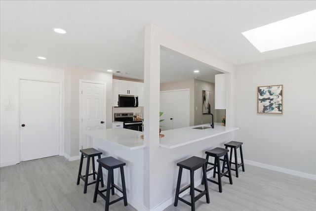 1509 University Drive, Arlington, TX 76013