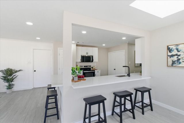 1509 University Drive, Arlington, TX 76013