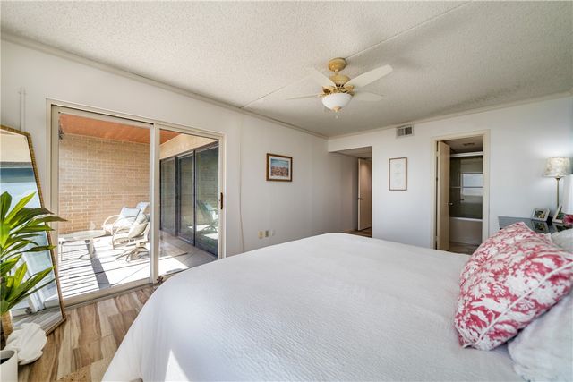 202 Reef Ave 302, Corpus Christi, TX 78402