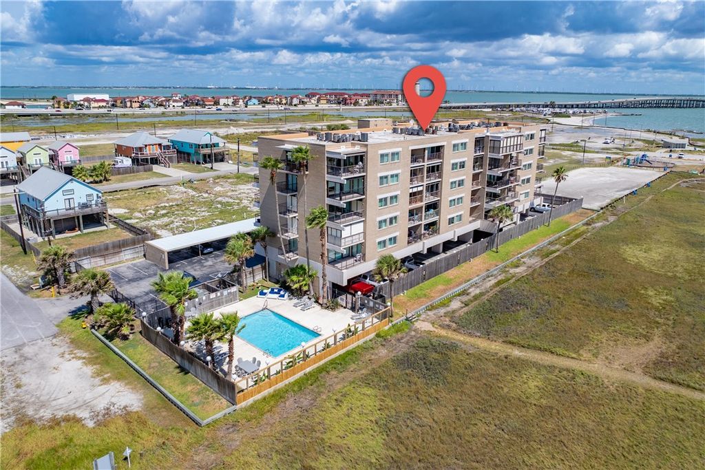 202 Reef Ave 302, Corpus Christi, TX 78402
