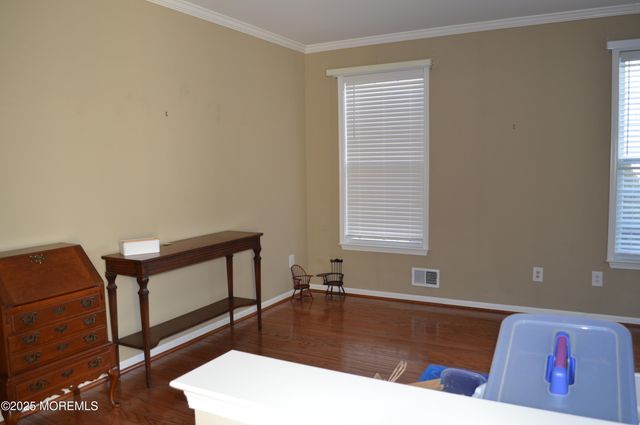 10 Fenwick Lane, Barnegat, NJ 08005