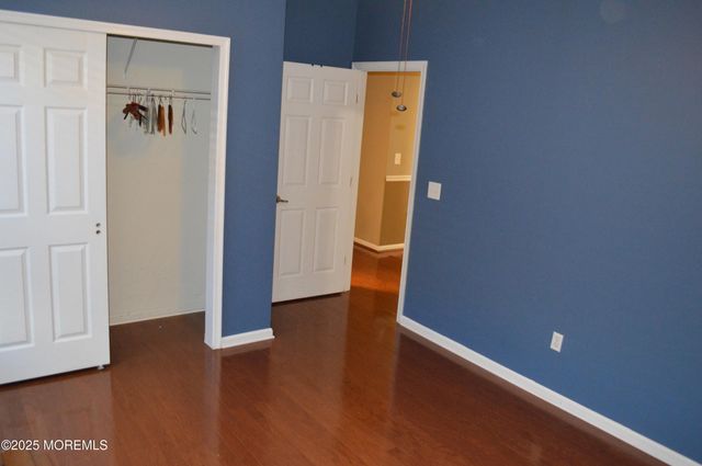 10 Fenwick Lane, Barnegat, NJ 08005