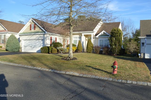 10 Fenwick Lane, Barnegat, NJ 08005