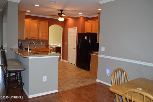 10 Fenwick Lane, Barnegat, NJ 08005