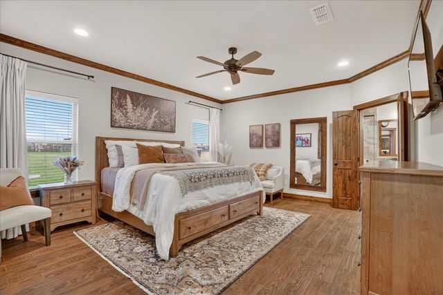 19001 N County Line Road, Ponder, TX 76259