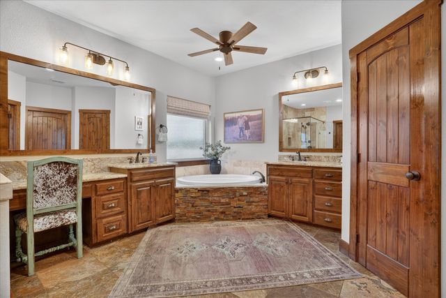 19001 N County Line Road, Ponder, TX 76259