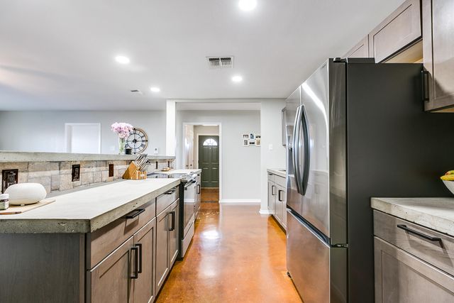 718 E 45th Street, San Angelo, TX 76903