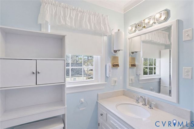 7285 Cactus Rd, Hanover, VA 23111