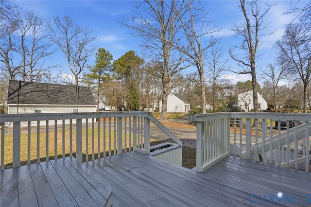 7285 Cactus Rd, Hanover, VA 23111