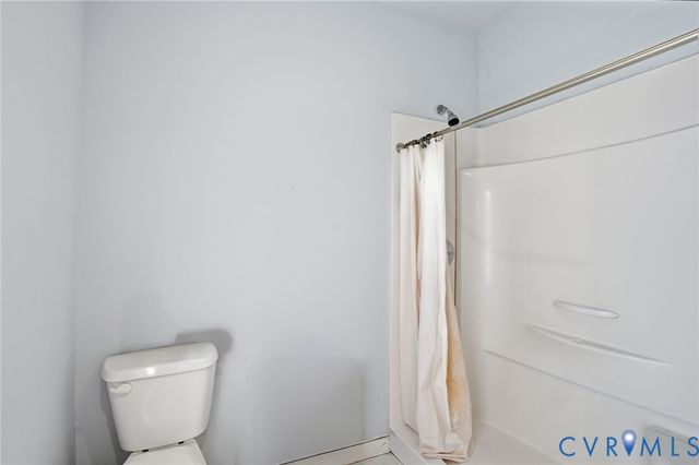 7285 Cactus Rd, Hanover, VA 23111