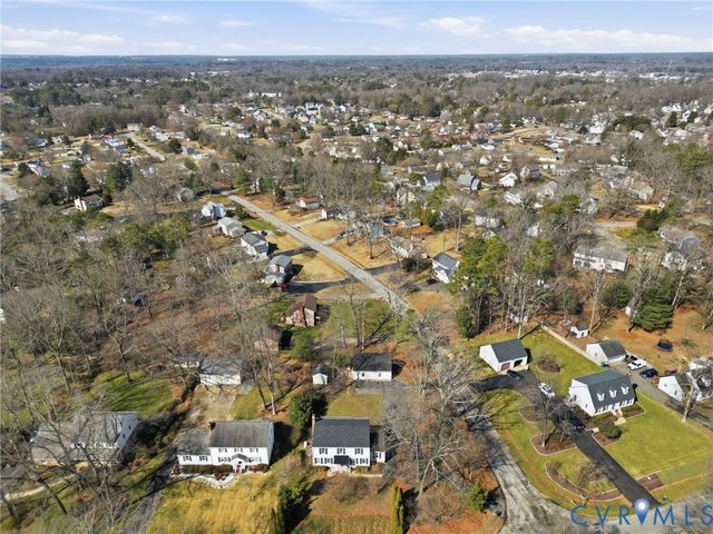 7285 Cactus Rd, Hanover, VA 23111