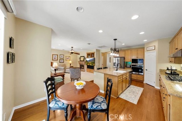 27665 Bottle Brush Wy, Murrieta, CA 92562