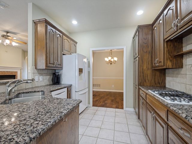 1117 Ellison Park Circle, Denton, TX 76205