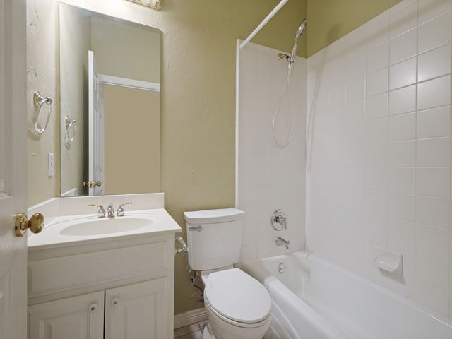 1117 Ellison Park Circle, Denton, TX 76205