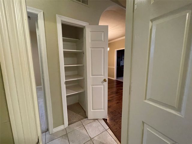 1117 Ellison Park Circle, Denton, TX 76205