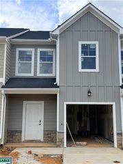 325 Rolling Green Road 101, Adairsville, GA 30103