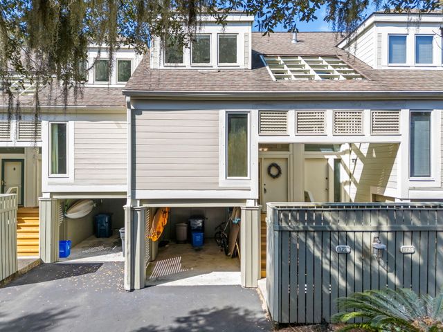 1723 Live Oak Park, Seabrook Island, SC 29455