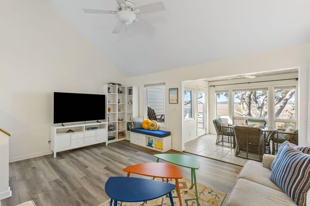 1723 Live Oak Park, Seabrook Island, SC 29455