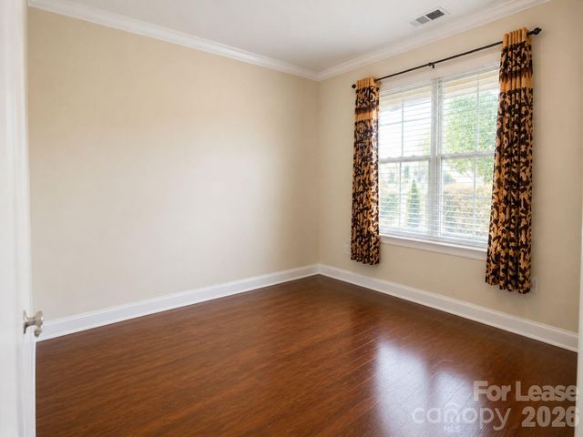 137 Glade Valley Avenue, Mooresville, NC 28117