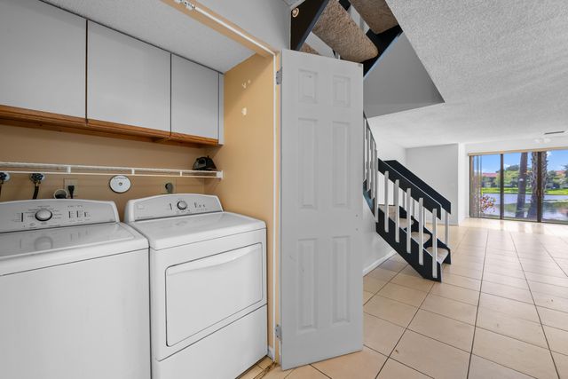 4586 Carambola Circle S 27217, Coconut Creek, FL 33066