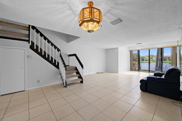 4586 Carambola Circle S 27217, Coconut Creek, FL 33066